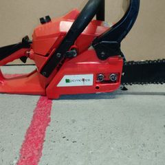 chainsaw
