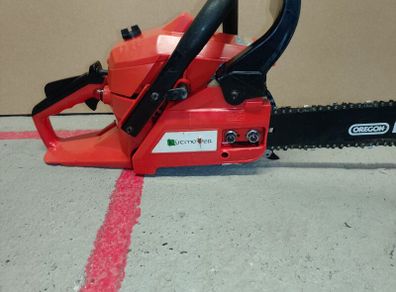 chainsaw