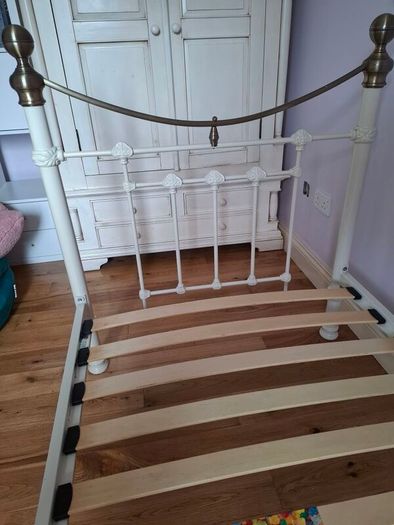 Julian Bowen Ivory Single Metal Bed Frame