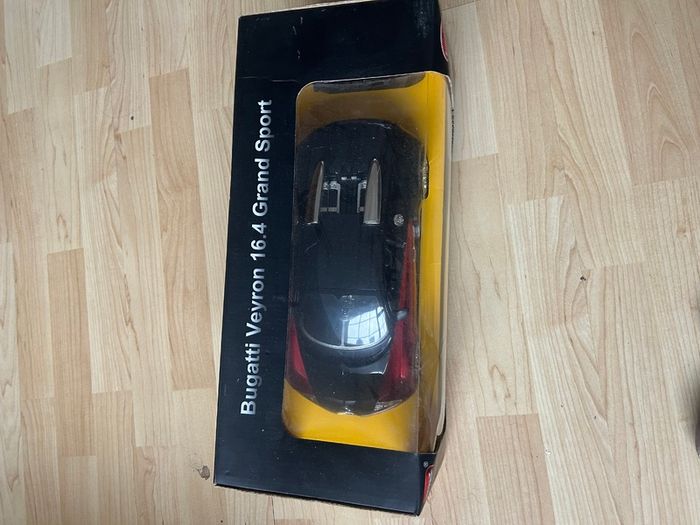 Bugatti Veyron Car Model