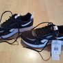 Sports Trainers Image 5