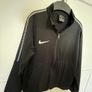 Nike zip up top size 8-10 years old Image 2