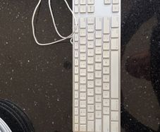 Apple Keyboard, wired