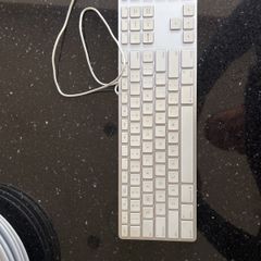 Apple Keyboard, wired