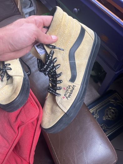 Vans Sk8-Hi x A Tribe Called Quest "Bonita Applebum" from 2018
