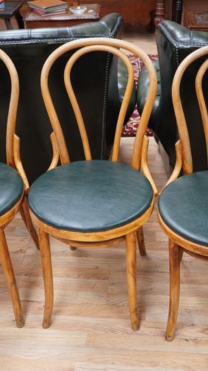 Set of 4 Vintage Bentwood Chairs