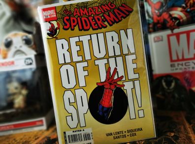 Amazing Spider-Man ! Issue #589 ! First Printing ! 2009 ! by Marvel !