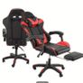 Gaming chair with footrest Image 3