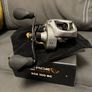 Savage Gear SG6 BC 300 RH Reel Image 3