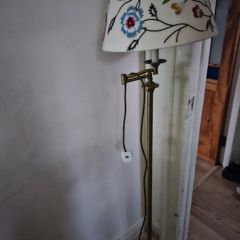 Floor lamp