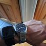 ACCURIST  mens hands glow in dark. Image 9