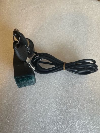 Kugoo m4 / m4 pro Ignition with keys ( BRAND NEW )