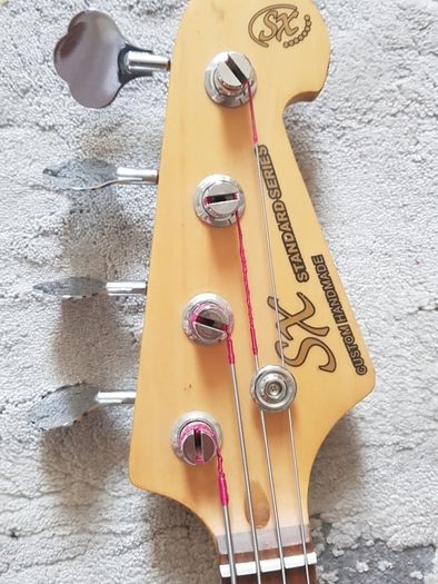 bass.