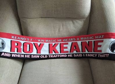 Rare Roy Keane Scarf From His Manchester United Days