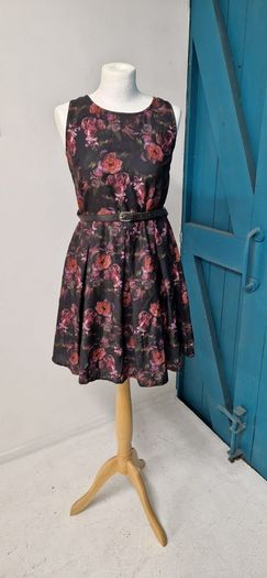 Brand new size 10 dress