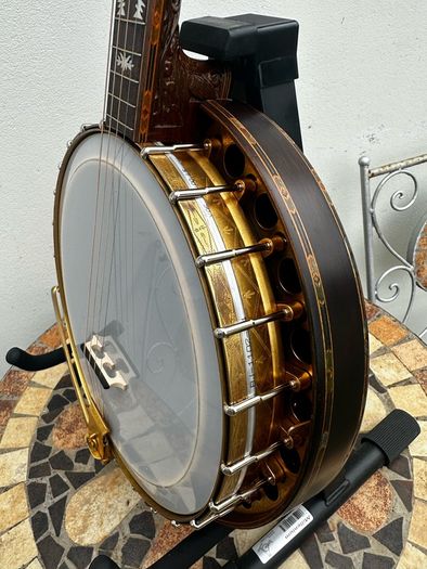 Paramount Style F Tenor banjo