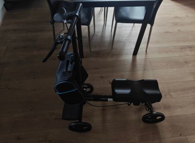 Foldable Knee Scooter