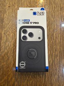 Quadlock case