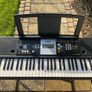 Black Yamaha Psr-e223 Keyboard Image 2