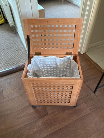 Decorative storage box