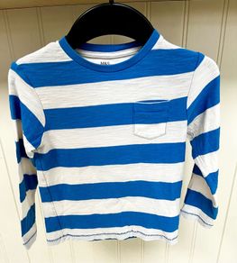 M&S long sleeve T-shirt Age 4-5