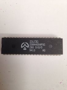 Zilog Z0844004 Serial input/output controller
