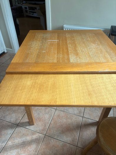 Kitchen table