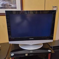 Samsung  26" HD Ready LCD TV