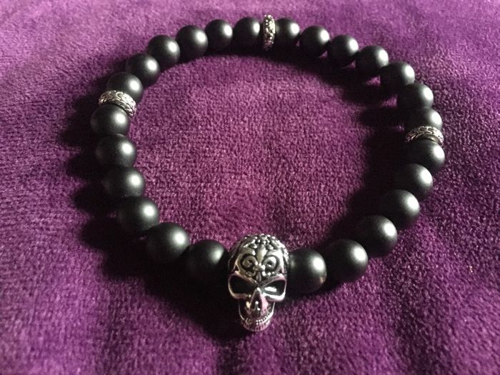 Bracelet skulls brand new