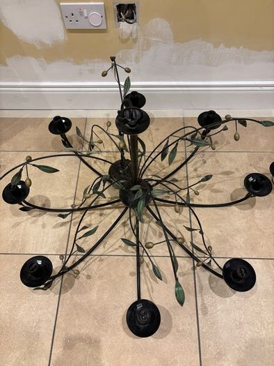 2 chandeliers / ceiling lights