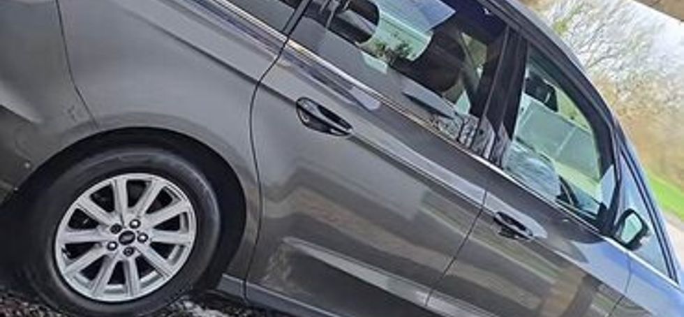 Ford Galaxy 2016