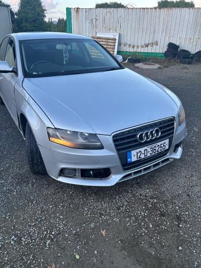 Audi A4 2012 , parts / scrap