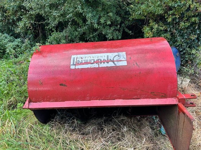 Small rota dung spreader