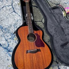 Richwood Acoustic Guitar