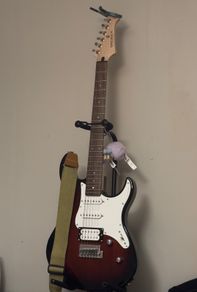 Yamaha Pacifica 112V Electric Guitar, Old Violin Sunburst, Like New