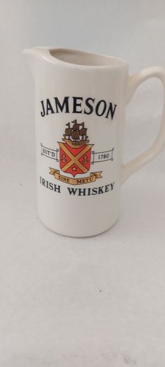 Rare jameson whiskey advertising water jug,by carrigaline pottery cork ,Rep of Ireland,outstanding item ,