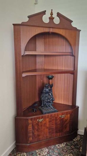 corner shelf