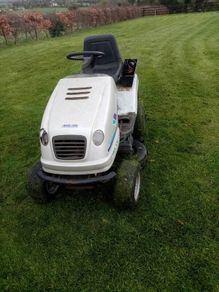 ride on lawn mower