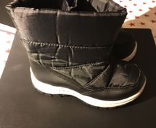 Snow boots - boys / girls