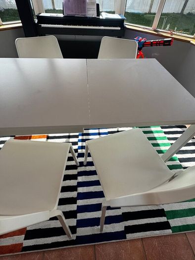 White Extendable Table with Chairs