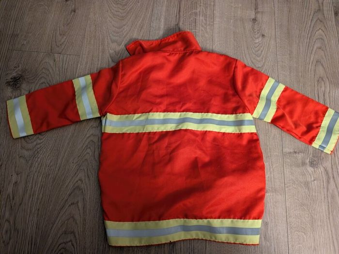Fireman outfit with accessories