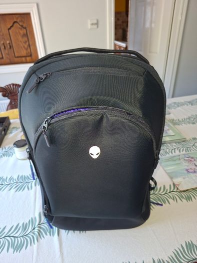 Alienware 18" Backpack (AW7825P) - BRAND NEW