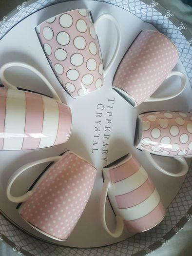 PRICE REDUCED FROM 50 >>>> Set of 6 Bone China Mugs - Spots & Stripes Party Pack