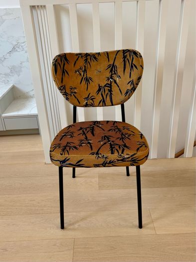 2 Chairs NEW