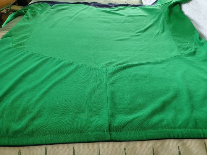 Northern Ireland Football Club Home Jersey 2004 to 2005 Extra Large Adult Umbro XL