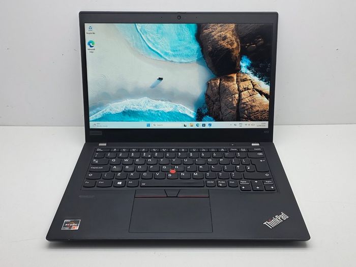 Lenovo ThinkPad X13 - AMD Ryzen 5 Pro 4650/ 8GB RAM/ 256GB laptop