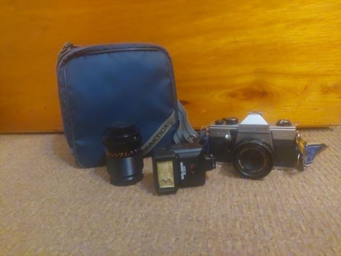 Praktica Film Camera MTL 50 inc 2 lens and case
