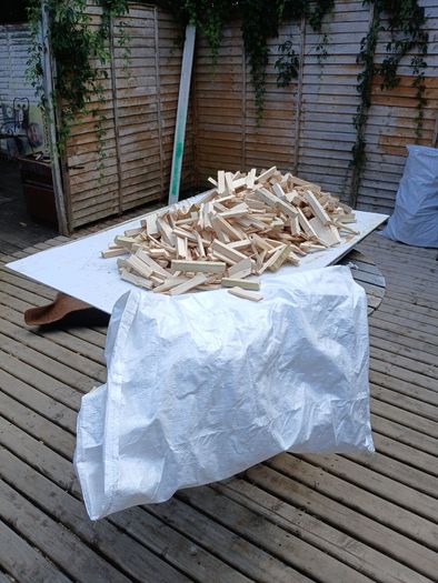 timber blocks and kindling 10.5 kg bags