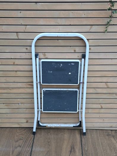 2 Step Folding Step Ladder / Step Stool - White