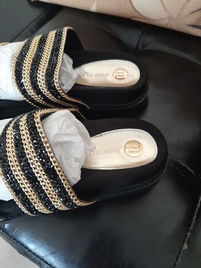 Womens sandals